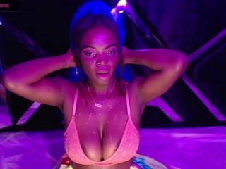 ?, ?VickySexy?? nude on cam – live sex chat