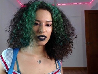 Jellyjoylis nude on cam – live sex chat