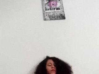 LatinValentine nude on cam – live sex chat
