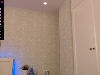 Lina Hen nude on cam – live sex chat