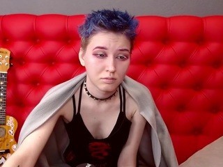 AnnabelSholey nude on cam – live sex chat