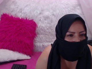 Antonella-Fada nude on cam – live sex chat