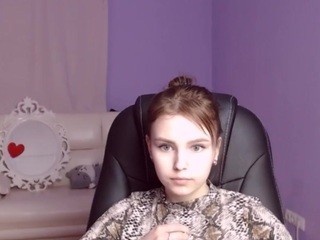 Chloepatterson nude on cam – live sex chat