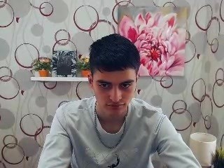 RichVices nude on cam – live sex chat