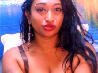 Shreya nude on cam – live sex chat