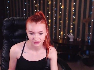 Cherri-bomb nude on cam – live sex chat
