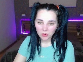 Kristi-Dee nude on cam – live sex chat
