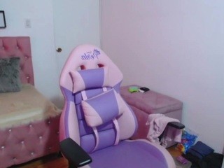 Alexa-Mejia nude on cam – live sex chat