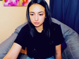 LeiLaFirst nude on cam – live sex chat