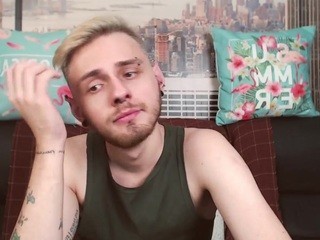 Nazaromance nude on cam – live sex chat