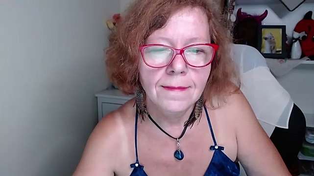 Adelewildx naked stripping on cam for live sex video chat