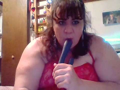 Brandy2020xoxo naked stripping on cam for live sex video chat
