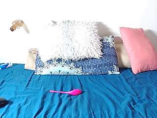 DarkBrownn naked stripping on cam for live sex video chat