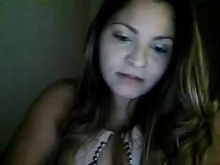 delicia2508a naked stripping on cam for live sex video chat