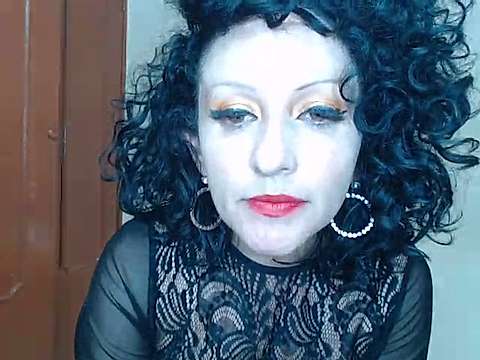 franchezka1974 naked stripping on cam for live sex video chat