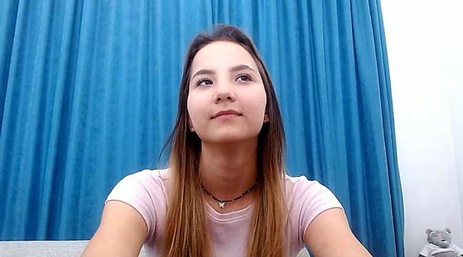 lilalin naked stripping on cam for live sex video chat