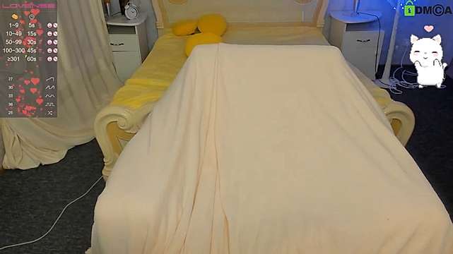 Melanie_hil_ naked stripping on cam for live sex video chat