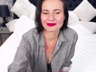 MiriamSabate nude on cam – live sex chat