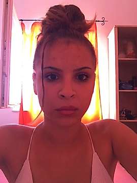 Nikibaby001 naked stripping on cam for live sex video chat