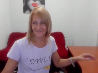 Olivia-Bali nude on cam – live sex chat