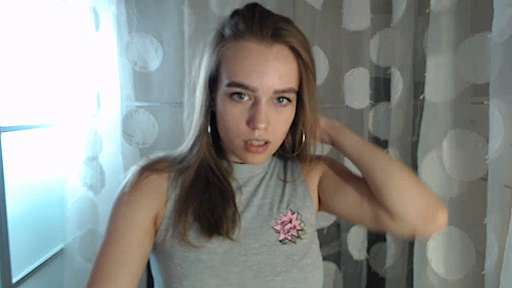 Sabrinabriz naked stripping on cam for live sex video chat