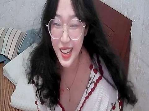SamaraHilton naked stripping on cam for live sex video chat