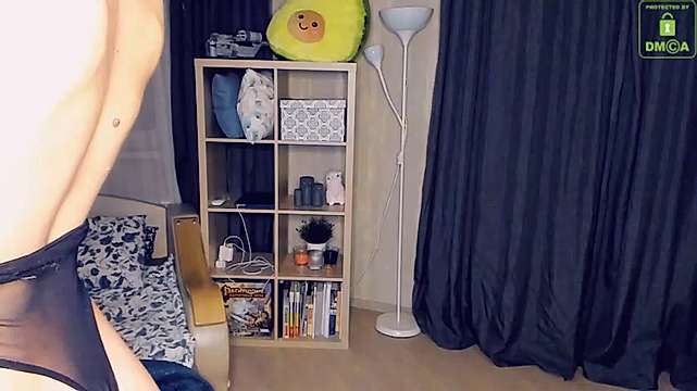 AliciaSweet naked stripping on cam for live sex video chat
