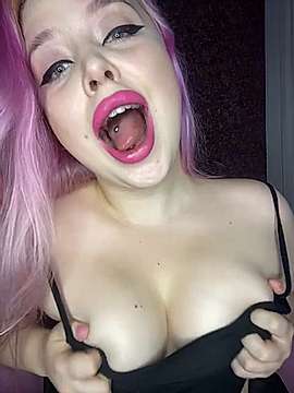 Alone_cutie naked stripping on cam for live sex video chat