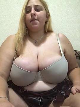 damillaa naked stripping on cam for live sex video chat