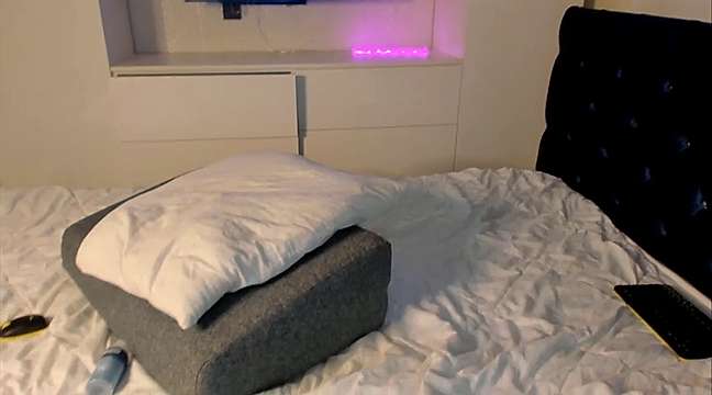 diana_dim naked stripping on cam for live sex video chat