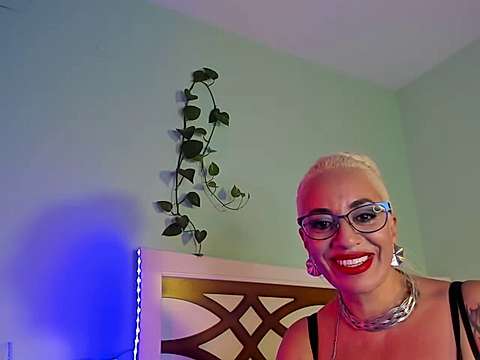 Florencia_MILF naked stripping on cam for live sex video chat