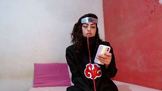 Gabrielli_d4 naked stripping on cam for live sex video chat