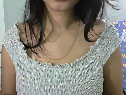 indianninza naked stripping on cam for live sex video chat