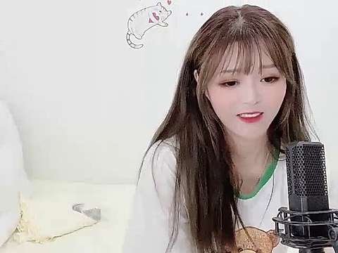 Janisa_ naked stripping on cam for live sex video chat