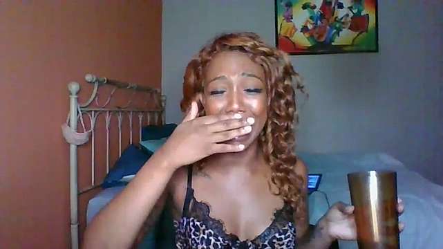Jazzy_baby naked stripping on cam for live sex video chat