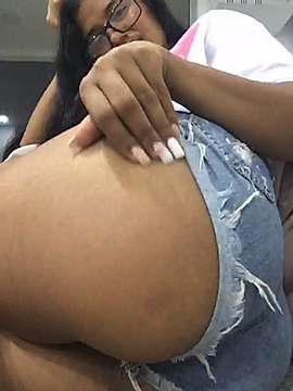Julieta_cam_ naked stripping on cam for live sex video chat