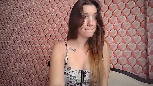 JunaMurrey naked stripping on cam for live sex video chat