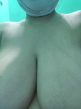Komalyour1 naked stripping on cam for live sex video chat