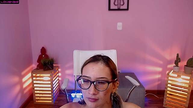 lily__smith naked stripping on cam for live sex video chat