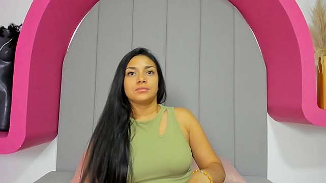 lindsaymay naked stripping on cam for live sex video chat