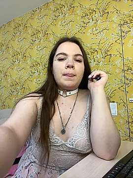 LuciClarke naked stripping on cam for live sex video chat