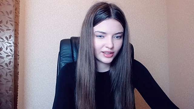 MarrianPerry naked stripping on cam for live sex video chat