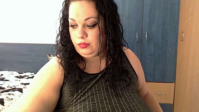 mayabigtits naked stripping on cam for live sex video chat