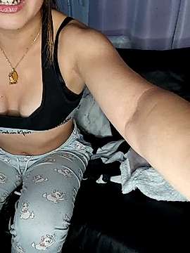 miss_mel naked stripping on cam for live sex video chat