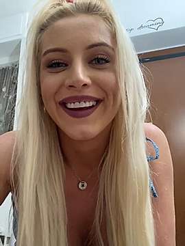 moonligh1t naked stripping on cam for live sex video chat