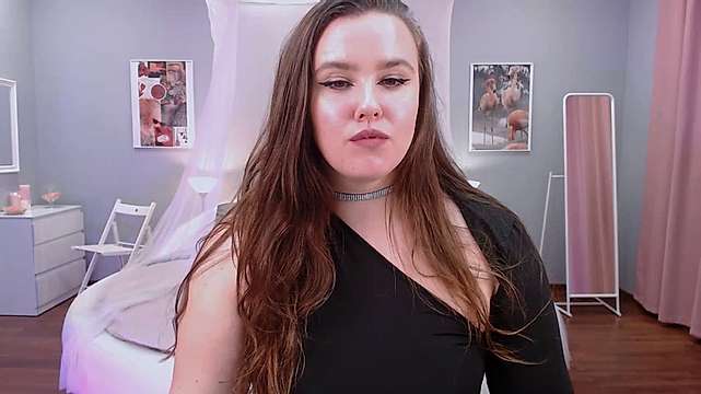 NicoleMonri naked stripping on cam for live sex video chat