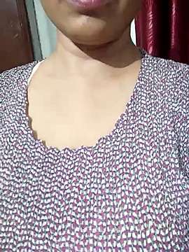 Nisha_candy naked stripping on cam for live sex video chat