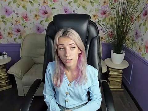 OrryGarbrant naked stripping on cam for live sex video chat