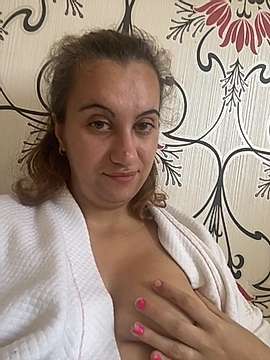 PaulaandJames naked stripping on cam for live sex video chat
