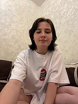 roxxi_xxxx naked stripping on cam for live sex video chat
